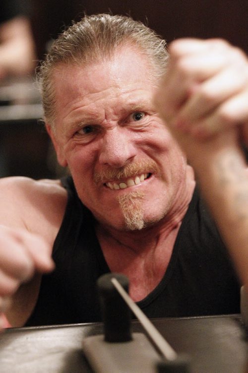 February 4, 2015 - 150204  -  Brent Wiebe pulls while at a Manitoba Arm Wrestling Association practise Wednesday, February 4, 2015. John Woods / Winnipeg Free Press