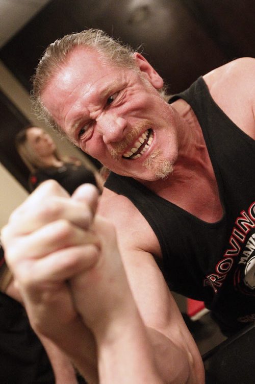 February 4, 2015 - 150204  -  Brent Wiebe pulls while at a Manitoba Arm Wrestling Association practise Wednesday, February 4, 2015. John Woods / Winnipeg Free Press