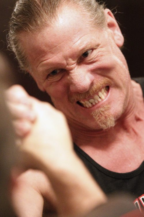 February 4, 2015 - 150204  -  Brent Wiebe pulls while at a Manitoba Arm Wrestling Association practise Wednesday, February 4, 2015. John Woods / Winnipeg Free Press