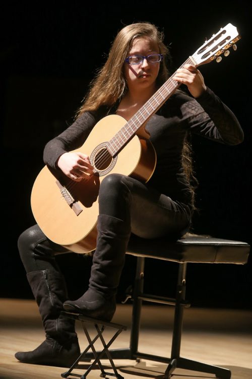 Alyssa Cohen plays the guitar during the Winnipeg Music Festival at the Winnipeg Art Gallery, Saturday, March 14, 2015. (TREVOR HAGAN/WINNIPEG FREE PRESS)