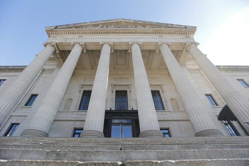 March 16, 2015 - 150316  -  Manitoba Legislature photographed Tuesday, March 17, 2015. John Woods / Winnipeg Free Press