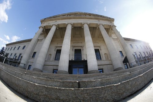 March 16, 2015 - 150316  -  Manitoba Legislature photographed Tuesday, March 17, 2015. John Woods / Winnipeg Free Press