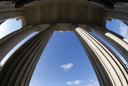 March 16, 2015 - 150316  -  Manitoba Legislature photographed Tuesday, March 17, 2015. John Woods / Winnipeg Free Press