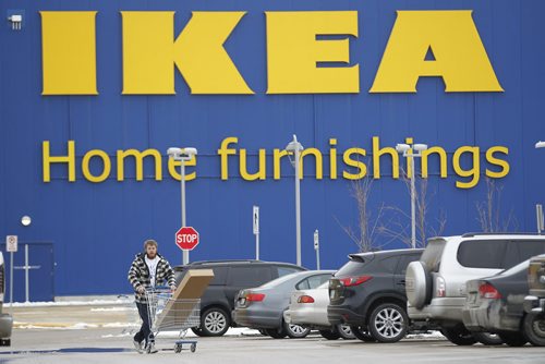 March 23, 2015 - 150323  -  Shoppers at IKEA Winnipeg Monday, March 23, 2015. John Woods / Winnipeg Free Press