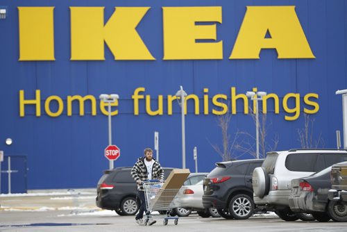 March 23, 2015 - 150323  -  Shoppers at IKEA Winnipeg Monday, March 23, 2015. John Woods / Winnipeg Free Press