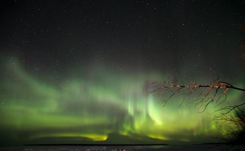 The lights of the Aurora Borealis over Lake Winnipeg at Victoria Beach early morning March 19. A geomagnetic storm sent solar rays soaring into the Earth's atmosphere, leading significant northern lights activity that was visible across much of North America. 150318 - Wednesday, March 18, 2015 - (Melissa Tait / Winnipeg Free Press)