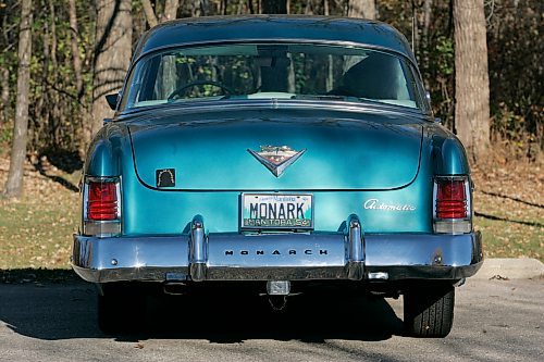 BORIS MINKEVICH / WINNIPEG FREE PRESS  071001 Don Crosbie's 1954 Mercury Monarch Lucerne.