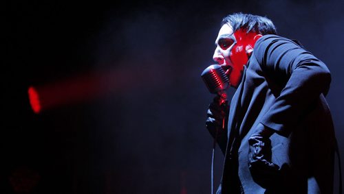 ENT - Marilyn Manson rocks it at the MTS Centre in Winnipeg, Canada. BORIS MINKEVICH/WINNIPEG FREE PRESS APRIL 9, 2015