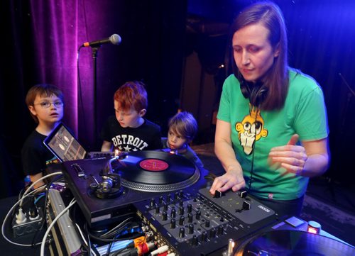 Sarah Michaelson, aka DJ Mama Cutsworth at her Family Dance Party at Good Will Social Club for Dave Sanderson 49.8 piece, Sunday, April 12, 2015. (TREVOR HAGAN/WINNIPEG FREE PRESS)