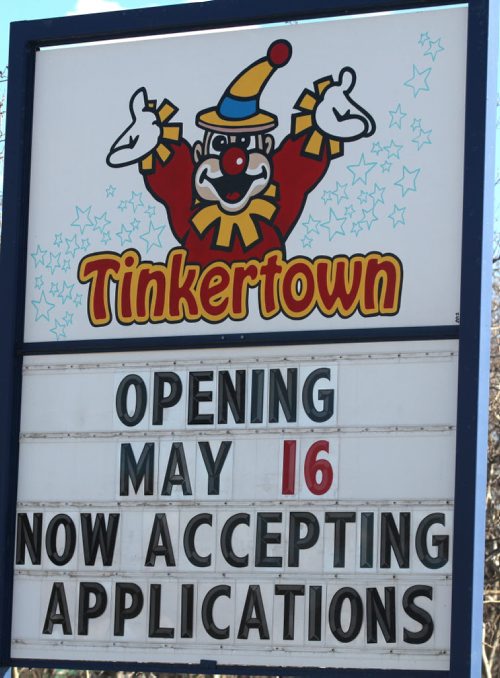 Tinkertown sign,  See story. April 13, 2015 - (Phil Hossack / Winnipeg Free Press)