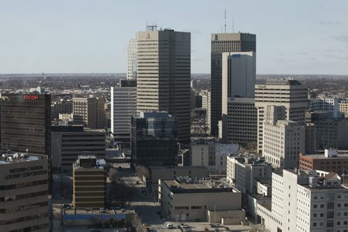 April 21, 2015 - 150421  -  Winnipeg city scape photographed Tuesday, April 21, 2015. John Woods / Winnipeg Free Press   skyline