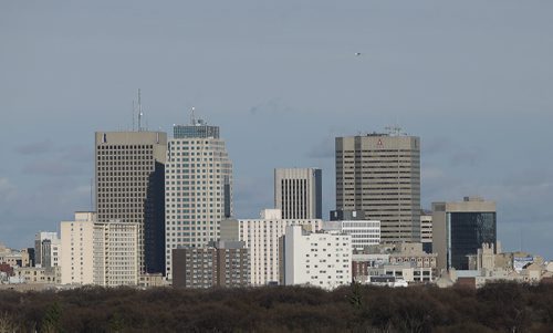 April 21, 2015 - 150421  -  Winnipeg city scape photographed Tuesday, April 21, 2015. John Woods / Winnipeg Free Press   skyline