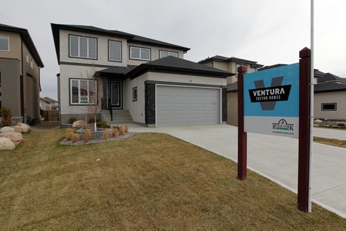 11 Wainwright Crescent in River Park South. Ventura Custom Homes.  Exterior front. BORIS MINKEVICH/WINNIPEG FREE PRESS APRIL 27, 2015