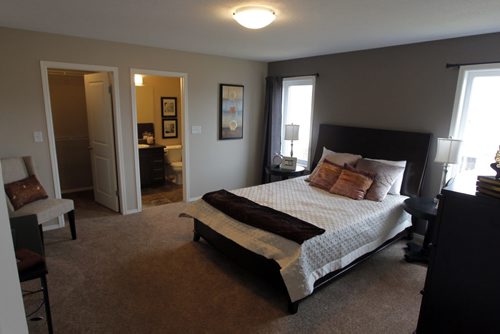 11 Wainwright Crescent in River Park South. Ventura Custom Homes. Master bedroom. BORIS MINKEVICH/WINNIPEG FREE PRESS APRIL 27, 2015