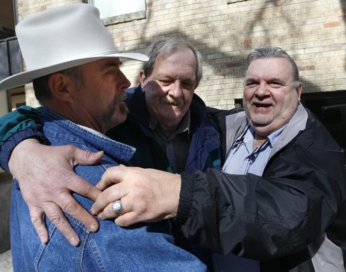 Former WPS narc Bob Gill,centre  reunited with drug sqaud vets Jack Tinsley, left, and Bob Paquin.    For Gord Sinclair story Wayne Glowacki / Winnipeg Free Press April 28 2015