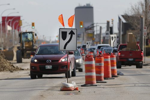 April 28, 2015 - 150427  -   Drivers make their way through St James construction Tuesday, April 28, 2015. John Woods / Winnipeg Free Press