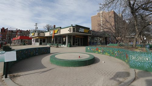 April 28, 2015 - 150427  -   Intersection at River and Osborne with the GAs Station Theatre Tuesday, April 28, 2015. John Woods / Winnipeg Free Press