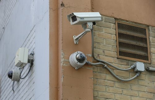 Surveillance cameras behind the APTN building at 339 Portage Ave. Wayne Glowacki / Winnipeg Free Press April 29 2015