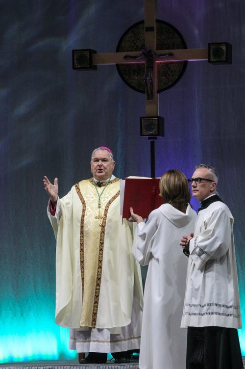 Thousands of Catholics gathered at the MTS Centre to take part in the Centennial Mass Sunday afternoon. Archbiship of Winnipeg Richard Gagnon speaks to the attendees. 150503 - Sunday, May 03, 2015 -  (MIKE DEAL / WINNIPEG FREE PRESS)