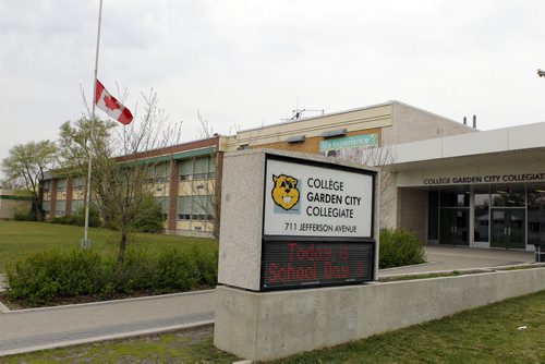 LOCAL - Grief counsellors and mental health workers are being sent to Garden City Collegiate following the apparent suicide deaths of two Grade 12 students in the past week. Generic shots not identifying any kids.  BORIS MINKEVICH/WINNIPEG FREE PRESS May 6, 2015