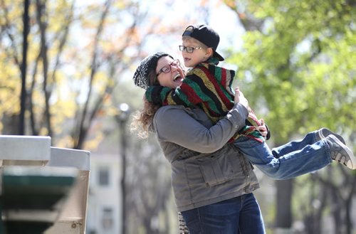 Jackie Callahan enjoys goofing around with her son Bradley, 6yrs while hanging out at Vimy Ridge Park Saturday afternoon.   May 09, 2015 Ruth Bonneville / Winnipeg Free Press