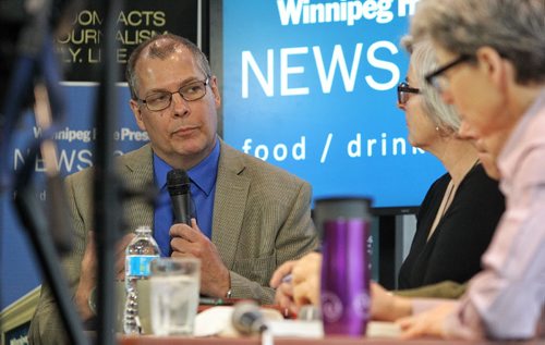 The Winnipeg Free Press editorial board interviews Peter Watson the NEB Chair at the Winnipeg Free Press NewsCafe.  150514 May 14, 2015 Mike Deal / Winnipeg Free Press