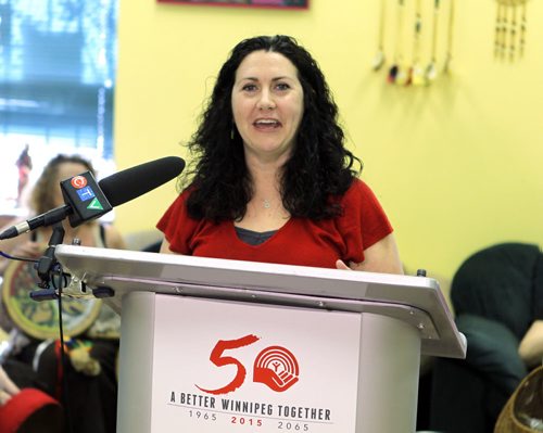 Crowdfunding at the United Way press conference. Make it Happen drive. Media event at the North Main Women's Centre. Kevin Rollason story. Cynthia Drebot, executive director of the NMWC. BORIS MINKEVICH/WINNIPEG FREE PRESS May 20, 2015