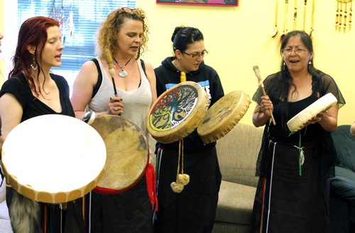 Crowdfunding at the United Way press conference. Make it Happen drive. Media event at the North Main Women's Centre. Kevin Rollason story. Buffalo Gals drummers. BORIS MINKEVICH/WINNIPEG FREE PRESS May 20, 2015