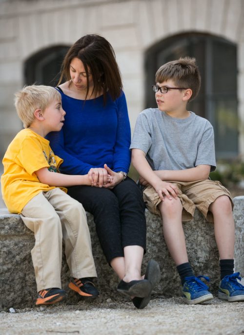 Mom Kerry Macdonald with her sons Levi (Ziggy) Ratchinsky, on the left, and Liam Ratchinsky. Levi, 6, and Liam, 10, go to Earl Grey School in Fort Rouge. 150522 - Friday, May 22, 2015 - (Melissa Tait / Winnipeg Free Press)