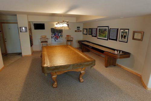 35 Stormont Drive in St. Norbert. Realtor Glen MacAngus listing.  Basement games room. BORIS MINKEVICH/WINNIPEG FREE PRESS May 26, 2015