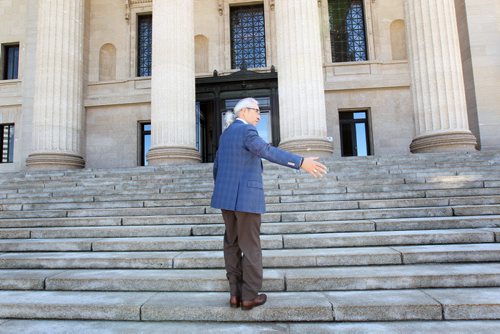 Phil Fontaine outside the Manitoba Legislature- He spoke about his role in Meech Lake and its defeat in the Manitoba Legislature 25 years ago.-See Larry Kusch 49.8 feature- May 27, 2015   (JOE BRYKSA / WINNIPEG FREE PRESS)