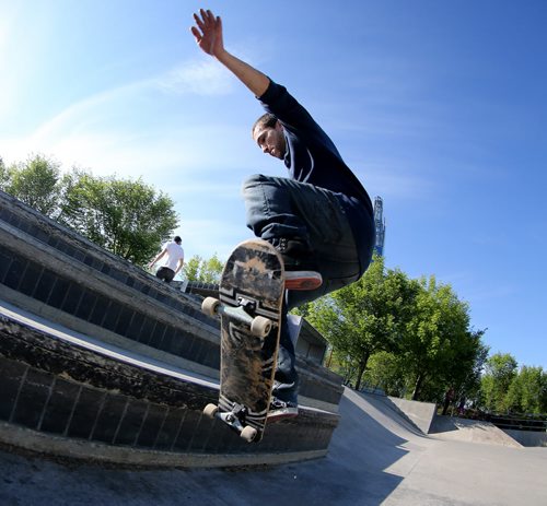 Kevin Delorme, 25, skateboarding at The Forks, Winnipeg, Saturday, May 30, 2015. (TREVOR HAGAN/WINNIPEG FREE PRESS)