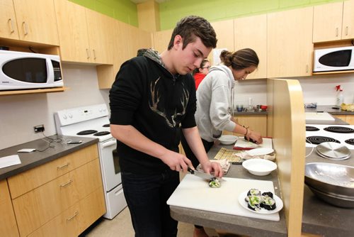2017 Project:    GlenLawn Collegiate students (formerly Windsor School students) taking part in the 2017 project finish up their 2nd year in high school this year with many new challenges and changes.  Quinn makes sushi in cooking class.   See Doug Speirs story.   June 04, 2015 Ruth Bonneville / Winnipeg Free Press
