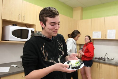 2017 Project:    GlenLawn Collegiate students (formerly Windsor School students) taking part in the 2017 project finish up their 2nd year in high school this year with many new challenges and changes.  Quinn makes sushi in cooking class.   See Doug Speirs story.   June 04, 2015 Ruth Bonneville / Winnipeg Free Press