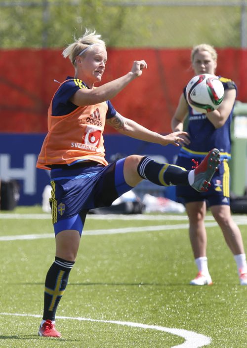 Team Sweden player Nilla Fischer at the team practice held in the Winnipeg Soccer Complex Friday. The team is here to compete in the FIFA Womens World Cup Canada 2015. Tim Campbell story.  Wayne Glowacki / Winnipeg Free Press June 5 2015