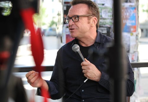 Comedian Tom Arnold is interviewed at the FP News Cafe for upcoming shows at Rumours Commedy Club.    June 04, 2015 Ruth Bonneville / Winnipeg Free Press