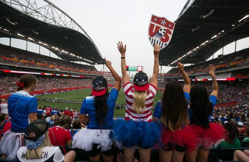 USA fans cheer in the stands at Investors Group Field, now known as Winnipeg Stadium, for the FIFA Women's World Cup. June 08, 2015 - MELISSA TAIT / WINNIPEG FREE PRESS