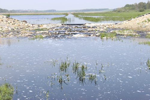 The new dam on Pelly Lake that will help reduce phophorus loading into Lake Winnipeg, near Holland. BILL REDEKOP/WINNIPEG FREE PRESS June 8,¤ 2015