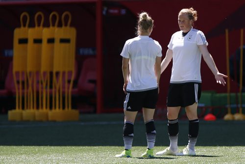 June 14, 2015 - 150614  -  Germany's Melanie Behringer (7) talks to a teammate during practice in Winnipeg Sunday, June 14, 2015. John Woods / Winnipeg Free Press