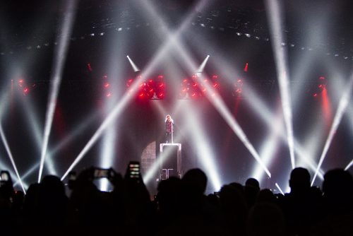 Shania Twain performs at the MTS Centre in Winnipeg on Monday, June 15, 2015.  Mikaela MacKenzie / Winnipeg Free Press