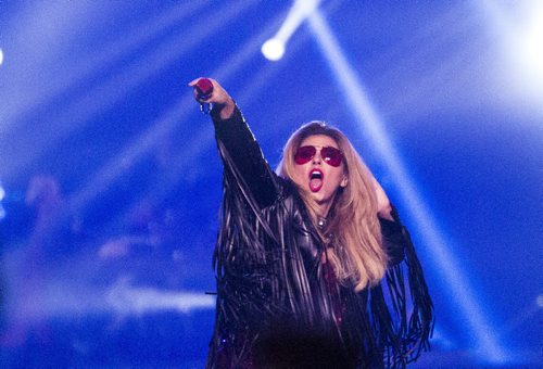 Shania Twain performs at the MTS Centre in Winnipeg on Monday, June 15, 2015.  Mikaela MacKenzie / Winnipeg Free Press