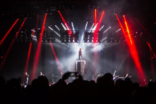 Shania Twain performs at the MTS Centre in Winnipeg on Monday, June 15, 2015.  Mikaela MacKenzie / Winnipeg Free Press