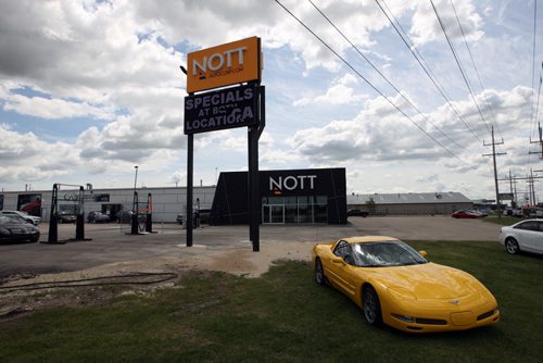 NOTT AUTO CORP on Waverley and McGillivray. BORIS MINKEVICH/WINNIPEG FREE PRESS June 16, 2015
