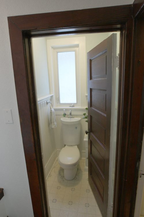 295 Aubrey Street in Wolseley. Bathroom with toilet 2nd level- ( Shower and sink in seperate room next door)See Todd Lewys story- June 16, 2015   (JOE BRYKSA / WINNIPEG FREE PRESS)