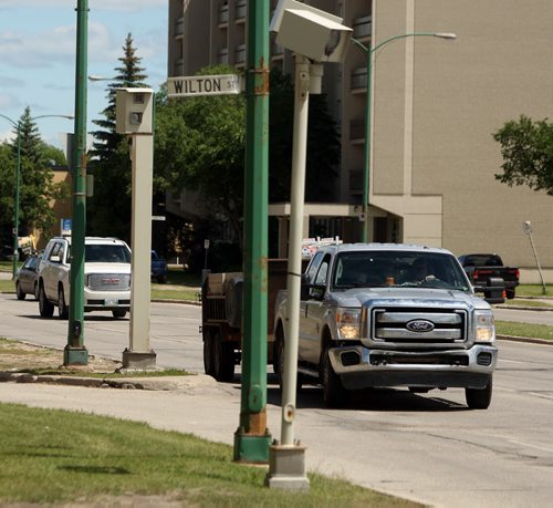 Red light cameras at Wilton and Grant.  BORIS MINKEVICH/WINNIPEG FREE PRESS June 18, 2015