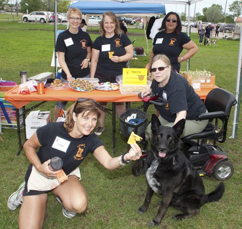 Kilcona Park Dog Club Inc. held its 10th annual fundraising barbecue on June 14, 2015. Back row (from left): Debbie Magnusson, Daria Zenchuk and Robyn Maharaj. Front row (from left): Corrie Shore and Kathleen Kirkman with her dog, Harry. (JOHN JOHNSTON / WINNIPEG FREE PRESS)