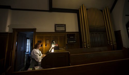 Tanis Kolisnyk, organist at St. Philip's and RCCO chaplain, plays at St.Philip's Church in Winnipeg on Friday, June 26, 2015.  Kolisnyk has played since she was 17, and hasn't missed many Sundays since. Mikaela MacKenzie / Winnipeg Free Press