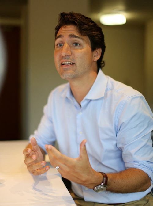 Liberal leader, Justin Trudeau, speaking with Shannon Sampert, Saturday, July 4, 2015. (TREVOR HAGAN/WINNIPEG FREE PRESS)