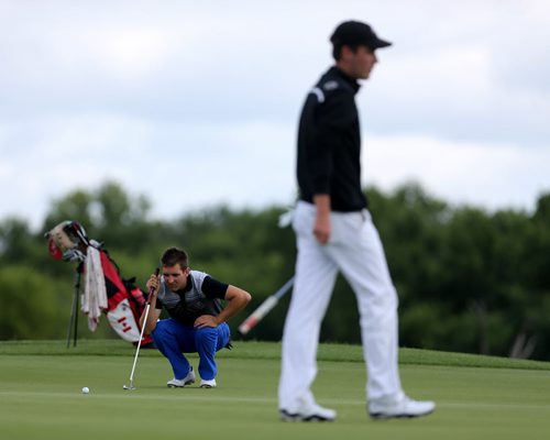Brett Thompson, left, tries to qualify for the Players Cup, during a qualifying round at Southwood, Monday, July 6, 2015. (TREVOR HAGAN/WINNIPEG FREE PRESS)
