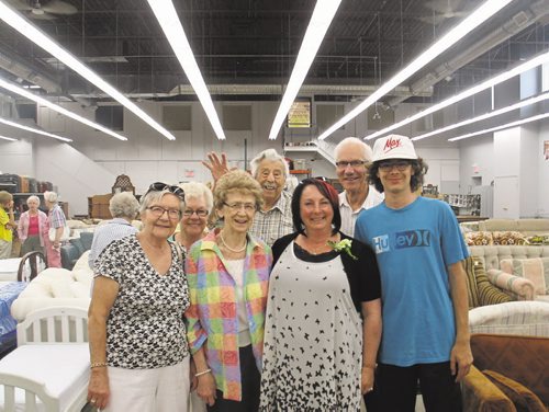 Canstar Community News June 29, 2015 - Volunteers from the Kildonan Mennonite Thrift Shop welcomed new COO Robin Searle (centre) with a barbeque at the KMTS Monday afternoon. (SHELDON BIRNE/CANSTAR COMMUNITY NEWS/THE HERALD).